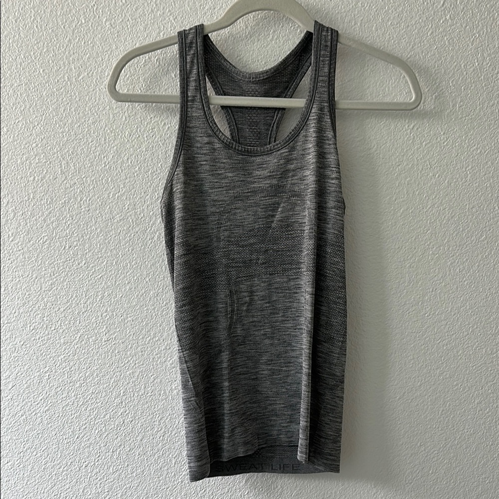 Lululemon Athletica Gray Fitted Sleeveless Tank Top